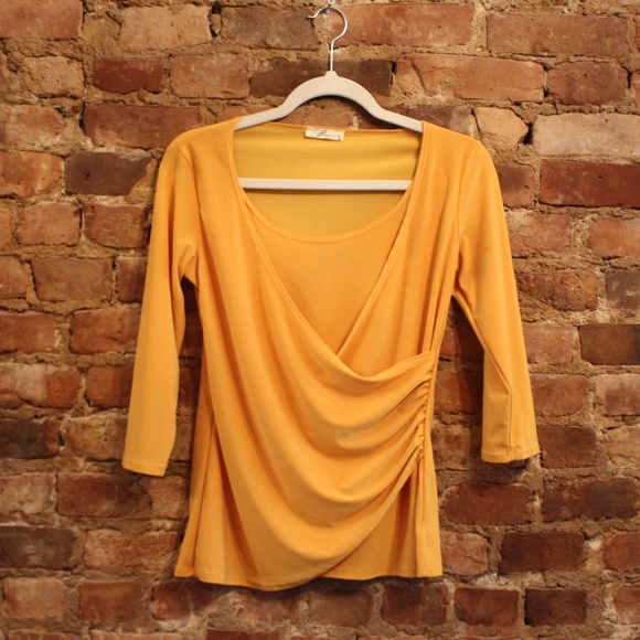 Yellow Three-Quarter Sleeve Blouse - Picture 4 of 6